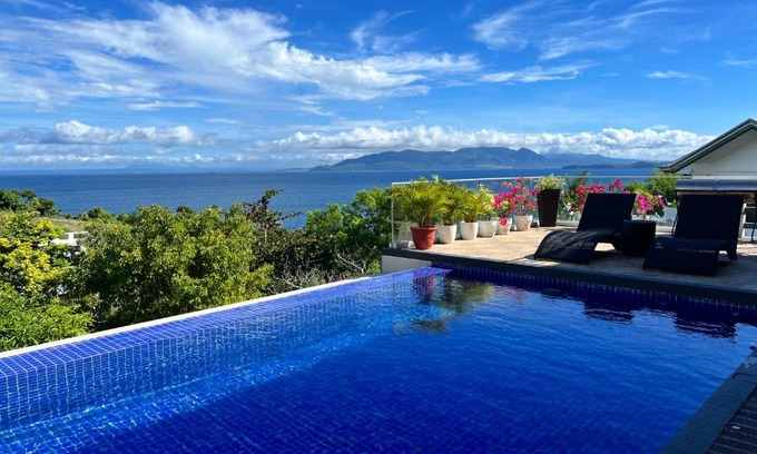 Puerto Galera Villa | Villa Amihan