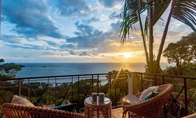Dominicalito Villa | Villa Amor del Mar with Breathtaking View of Ocean & Jungle