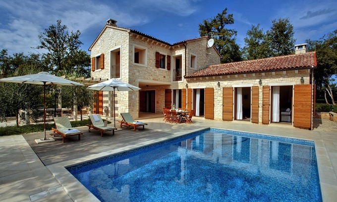 Karigador Villa | Villa Ana, privacidad 5 * Villa con gran jardín, apto para niños, 300 ma la playa