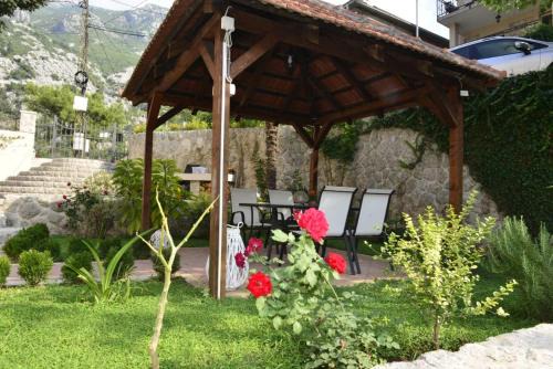 Skaljari Apartamento | Villa Andrea Apartments with parking