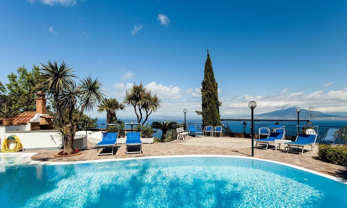 Priora Villa | Villa en Sorrento con 5 habitaciones, capacidad 12