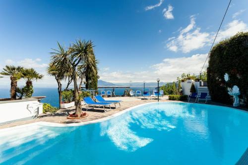 Priora Villa | Villa Angela with private pool and sea view