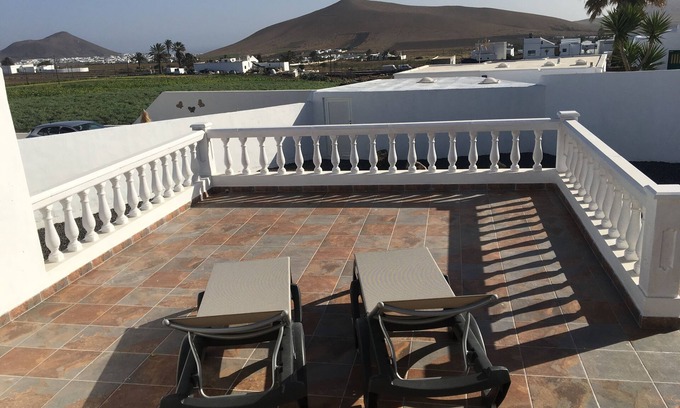 Nazaret Villa | CASA JOANNA, NAZARET, LANZAROTE - GRANDES VISTAS