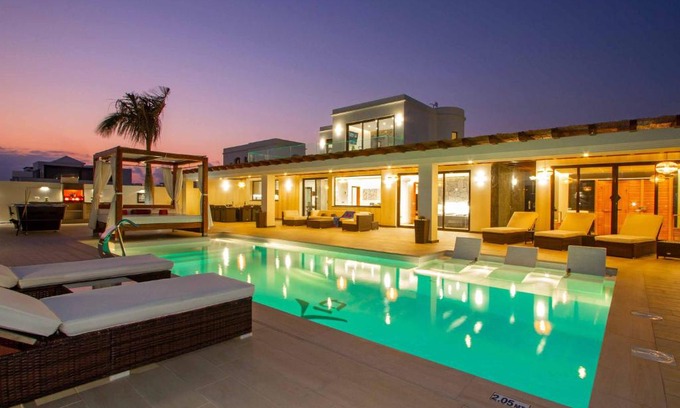 Playa Blanca Villa | Villa Anyaval