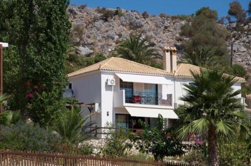 Skala Villa | Villa Apostolata