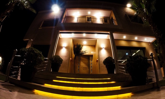Menara Casa | Villa Arabic House Pool & SPA