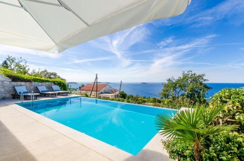Mlini Villa | Villa Art Gallery