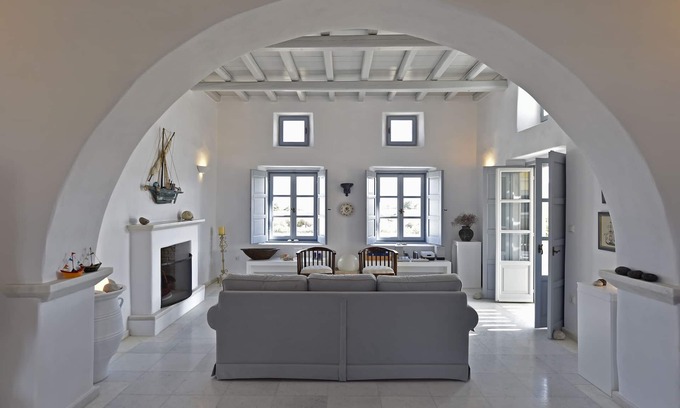 Paros Villa | Villa Asteras in Paros, privacidad, terreno privado, vista abierta, c. de piedra