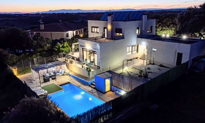Valdeaveruelo Villa | Villa El Sitio de Pepe