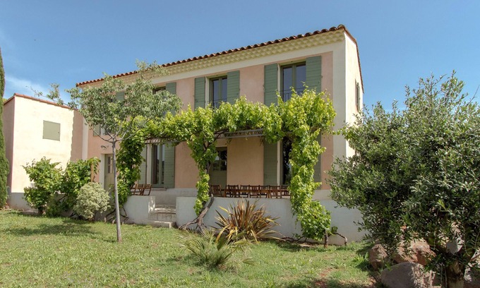 Octon Villa | Villa en el lago Salagou, con vista al valle