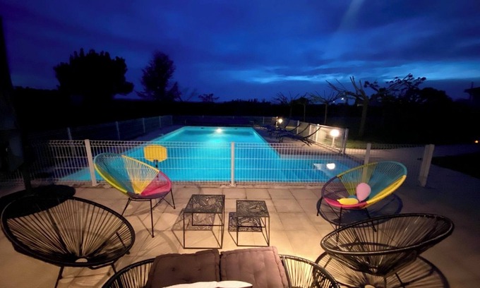 Chabeuil Casa | Villa at the foot of the Vercors with swimming pool, tennis court and boules pitch on 5000m2 garden