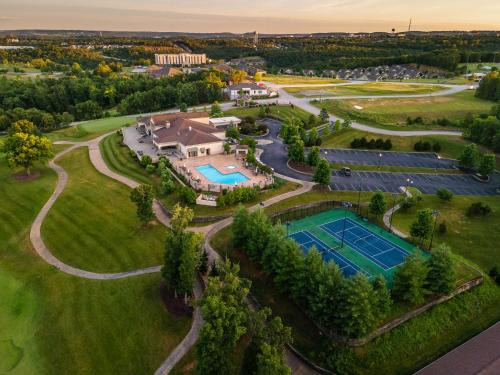 Branson Casa | Villa at the Hills - A Grand Branson Vacation 4 BDR Golf Resort Villa