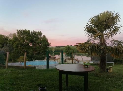Saramon Casa | Villa au bord du lac