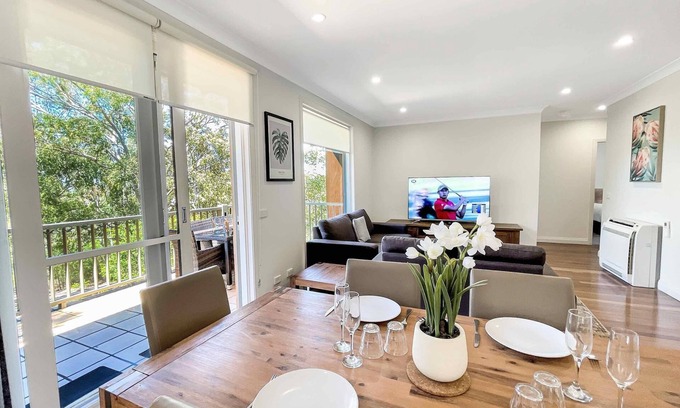 Pokolbin Villa | Villa Aurora - Designer villa at Cypress Lakes Resort