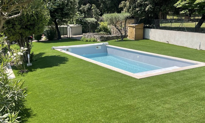 Les Trois Lucs Villa | Villa Avec Grand Jardin et Piscine