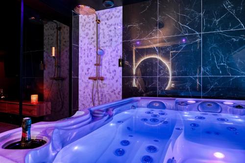 Saint-Cyr-l'Ecole Casa | Villa avec jacuzzi privatif
