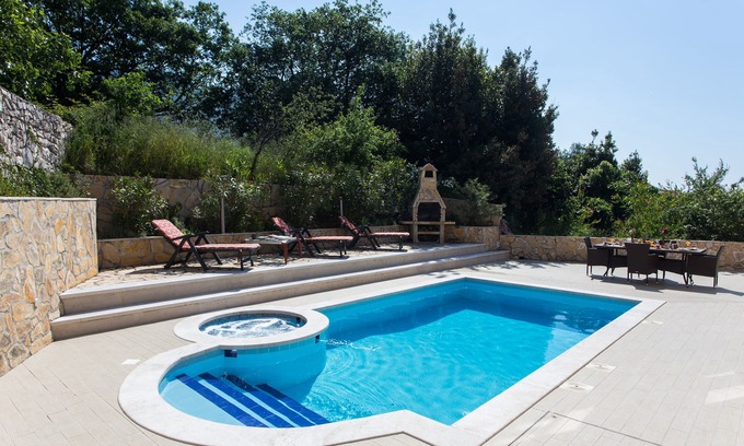 Brasina Villa | Villa Avoca