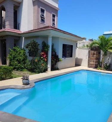 Pereybere Casa | Villa Azalea