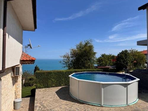 Hristo Botev Villa | Villa Azur- Sea View Luxury with Pool near Balchik