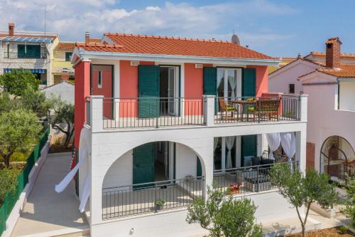 Dvornica Villa | Villa Basic