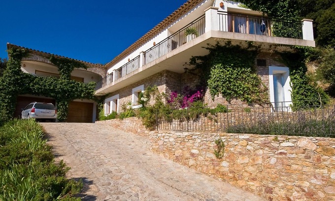 Begur Villa | Villa con piscina privada y magnífica terraza en la azotea