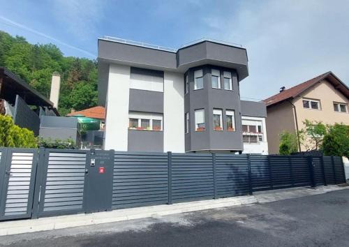 Tuzla Apartamento | Villa Berta Tuzla - 302 Deluxe Apartment - Free Private Secured Parking