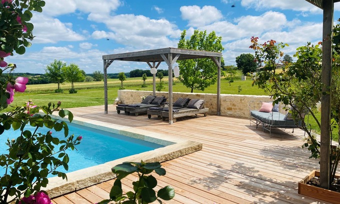 Saint-Eutrope-de-Born Villa | 47BELLE · Bisou