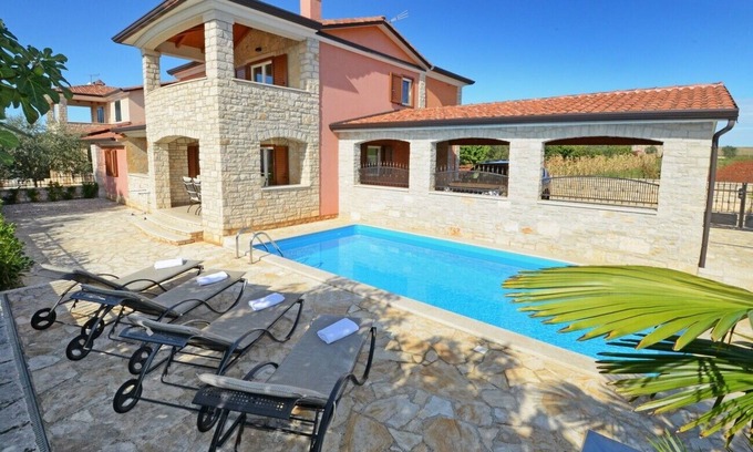 Kastelir-Labinci Villa | Villa Bianca