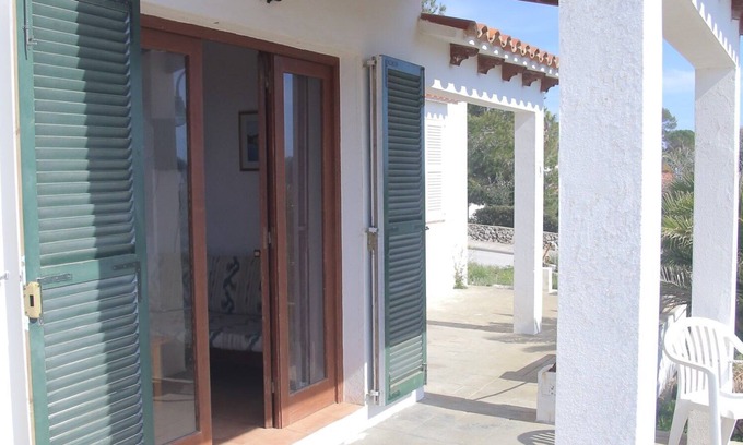 Binibequer Vell Chalet De Esquí | VILLA BINICUDI CON VISTAS AL MAR