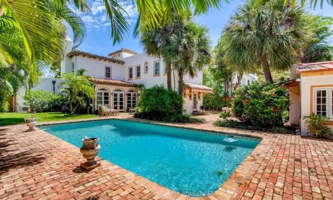 Parker Ridge Casa | Villa Blanca | 4bd/3.5ba | Private Pool & Parking
