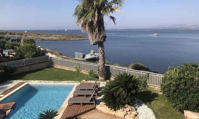 Leucate Villa | Villa bord de mer avec piscine et vue exceptionnelle sur lac et montagne