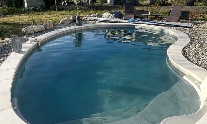 Vogue Villa | Villa "Brugière" con piscina privada, bañera de hidromasaje y Wi-Fi