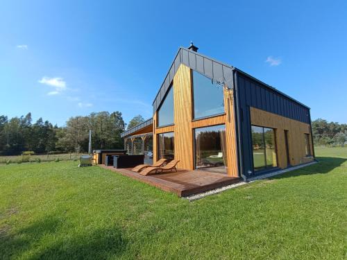 Tluszcz Villa | Villa Brzezinów