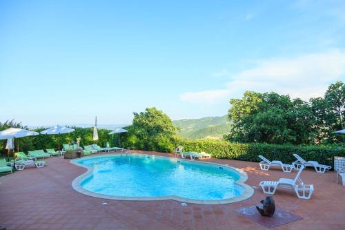 Santa Reparata Villa | Villa Burga by Mmega