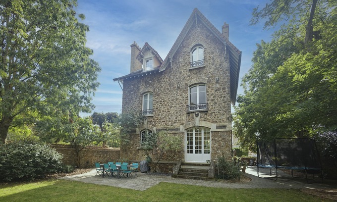 Le Chesnay Casa | Villa Colombe - Les Demoiselles à Versailles