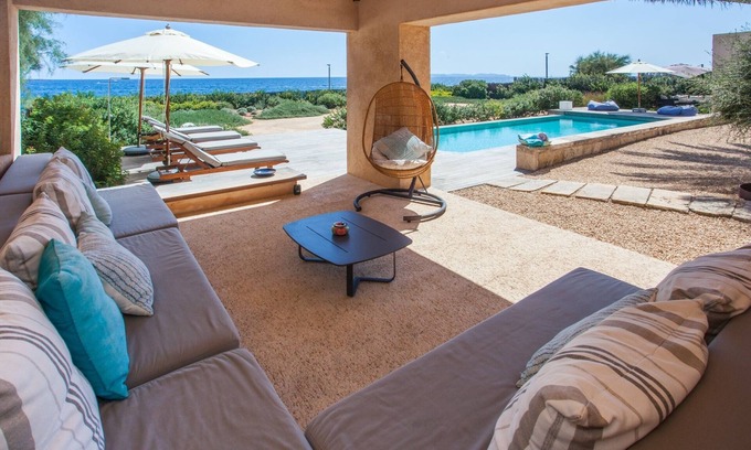 Colonia Sant Jordi Villa | Villa Cabrera 12 pax con piscina privada.
