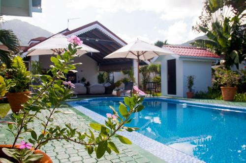 Mahe Island Chalet De Esquí | Villa Caballero