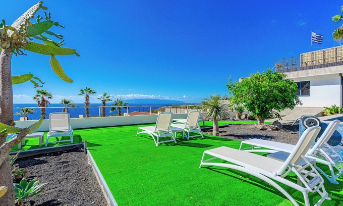 Armenime Casa | Villa CACTUS Tenerife a haven of peace and luxury