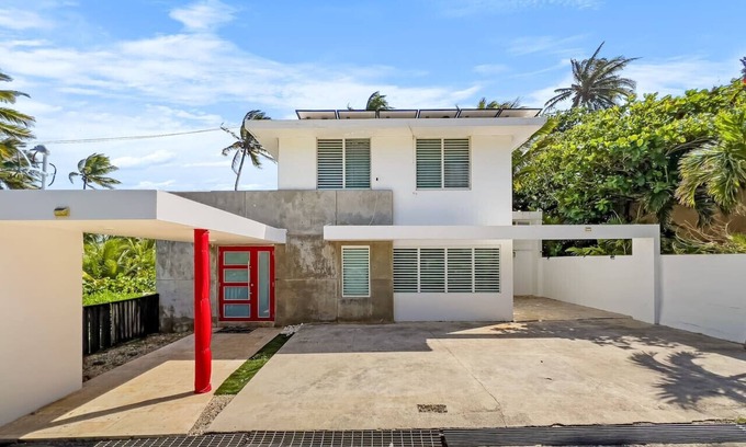Cerro Gordo Casa | Villa Capitan | Spacious House W/ Pool & Beach