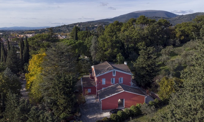Foligno Villa | Villa Cappuccini, an oasis of peace and tranquility in Umbria