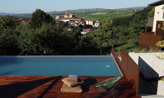 Barolo Apartamento | Villa Carla Barolo: Rocche di Castiglione Suite