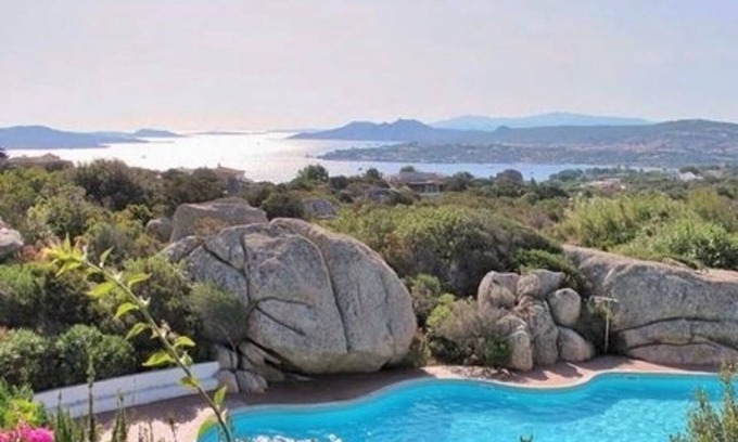 Punta Sardegna Casa | Porto Rafael VILLA CARLA situado en un paraíso