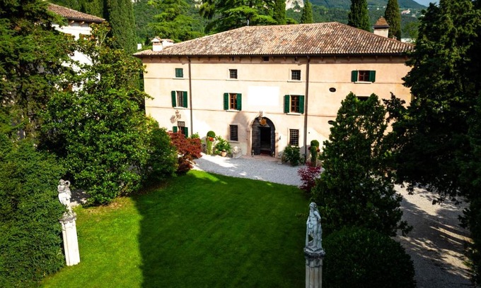 Grezzana Cama Y Desayuno | Villa Carrara La Spada