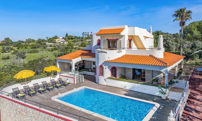 Patroves Villa | Villa Casa Coelho by Villa Plus