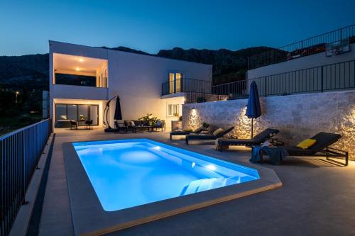 Dunave Krajnje Villa | Villa Casa de Flores