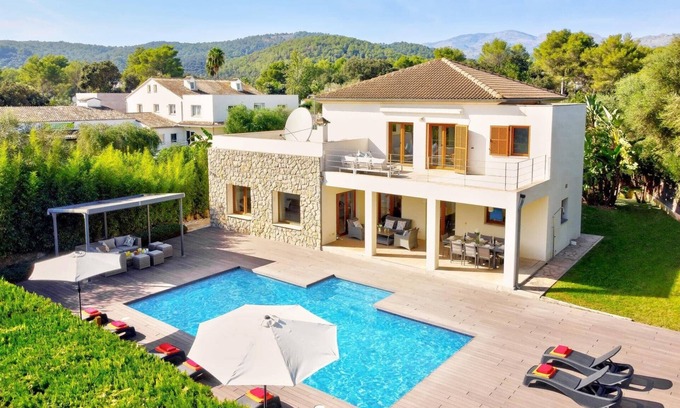 Crestatx Villa | Villa Casa de Pedra by Villa Plus