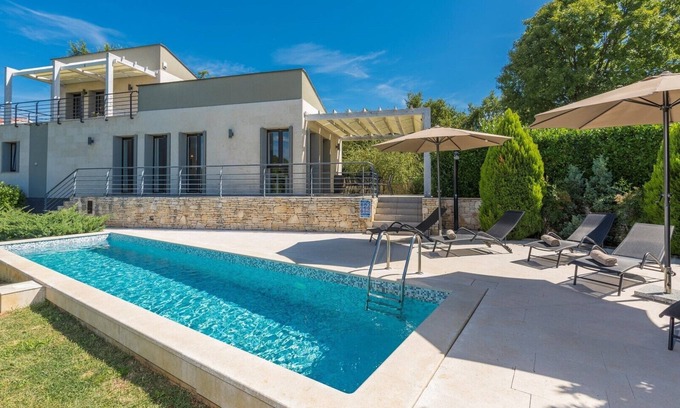 Bicici Villa | Casa EnRo in Butkovici