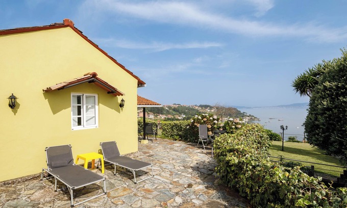 Bueu Villa | Villa "Casa Vieja de Bueu" con vistas a la montaña, Wi-Fi, jardín y terraza