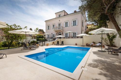 Cove Murtar Cama Y Desayuno | Villa Cassia