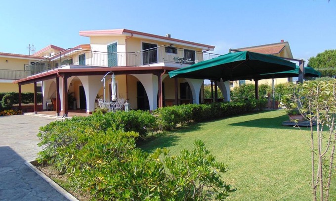 Pontecagnano Faiano Cama Y Desayuno | Villa Celeste B&B